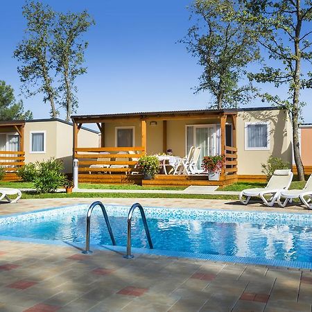 Maistra Camping Valkanela Mobile Homes Funtana Luaran gambar