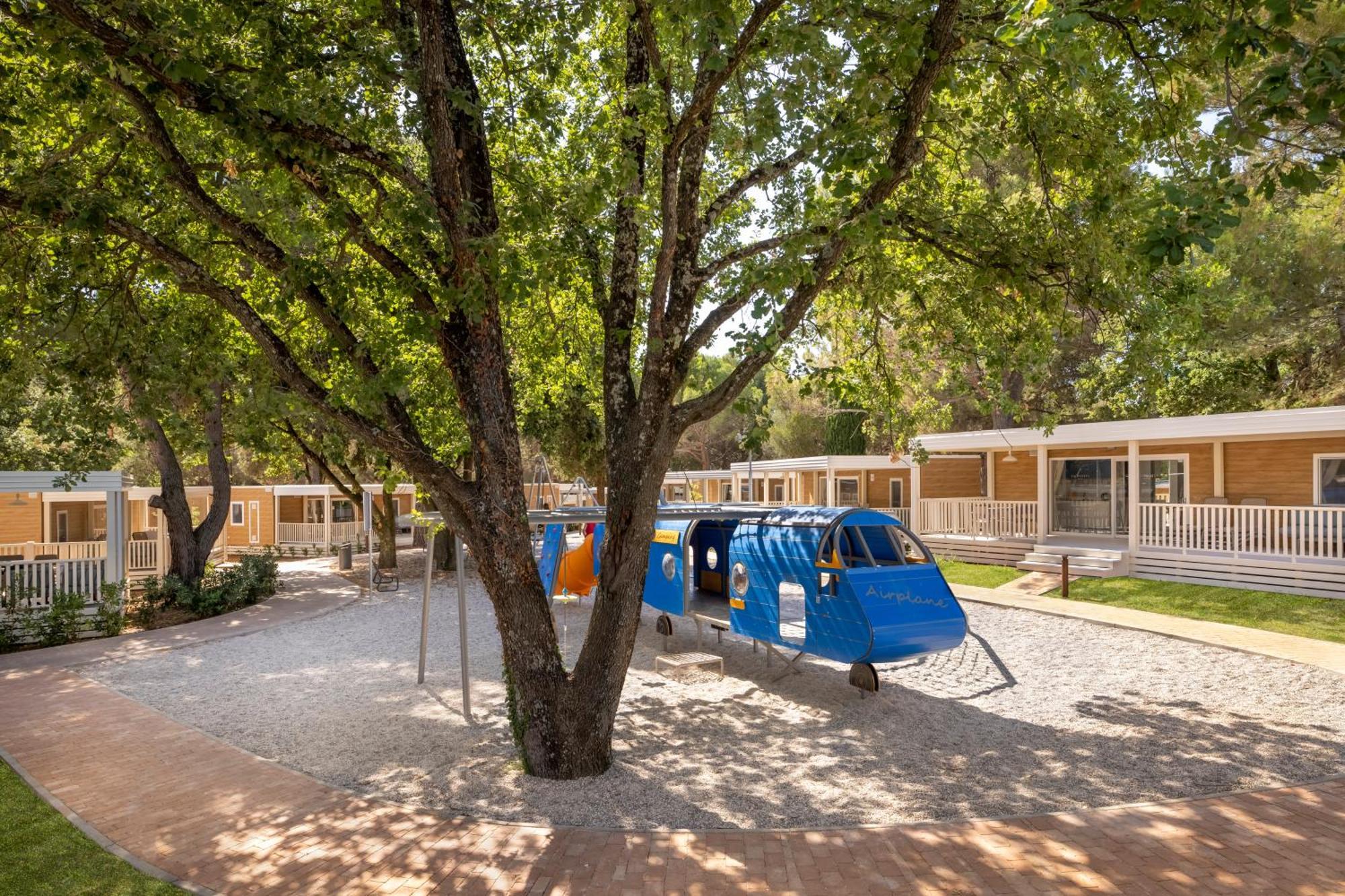 Maistra Camping Valkanela Mobile Homes Funtana Luaran gambar